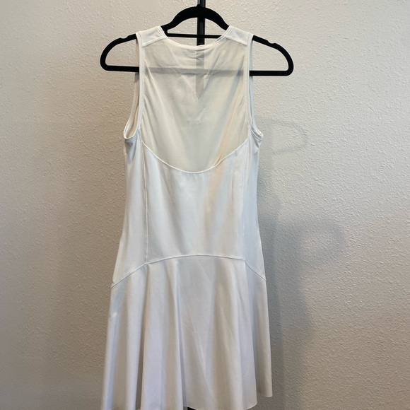 Athleta Golf dress. Athleta Tennis dress. M size - Picture 4 of 6